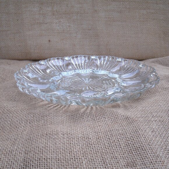 Vintage Anchor Hocking Deviled Egg Glass Tray - Picture 4 of 16